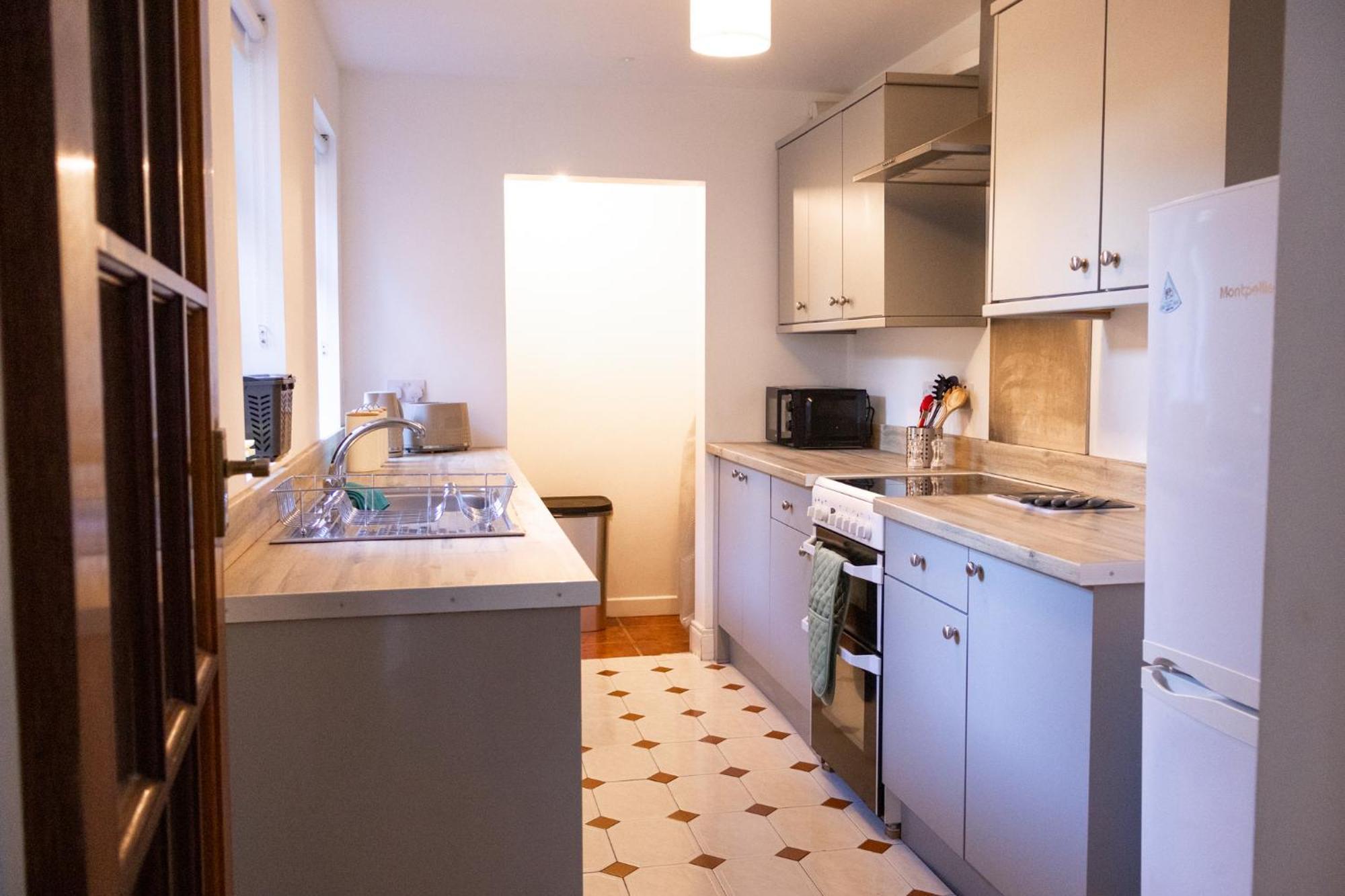 Victoria Road Guesthouse ベルファスト エクステリア 写真
